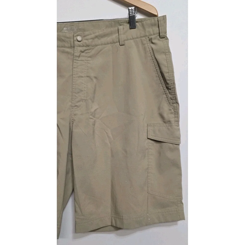 Nike Golf Cargo Shorts Sz 38 Tan Pocket Mens Athletic Flat Front Dri Fit Outdoor